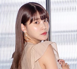 岸明日香“集大成”の写真集発売!お気に入りはバックショット「すごいインパクトあります」