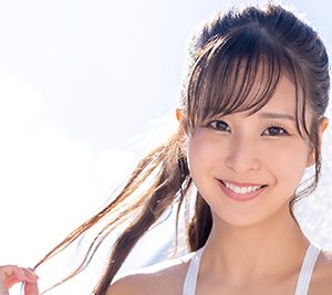 レースクイーン安田七奈、美脚がまぶしい!2年半ぶりの最新作発売