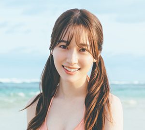 櫻坂46守屋麗奈、まぶしすぎる新ビキニカット解禁!はにかんだ表情が印象的