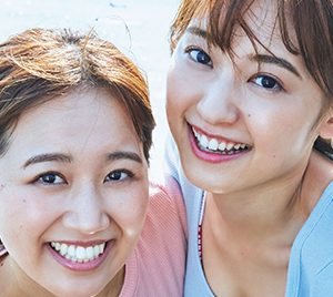 グラビア界注目の立花玲奈&成海空が“週プレ”でペアグラビア披露