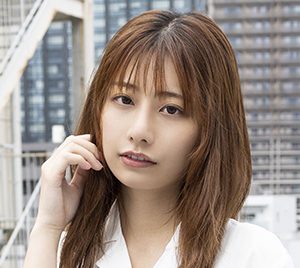 鈴木優香「フェチ&ポップ」をテーマにしたデジタル写真集配信