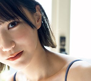 イコラブ野口衣織「週プレ」表紙に登場!センターグラビアにはメンバー全員登場