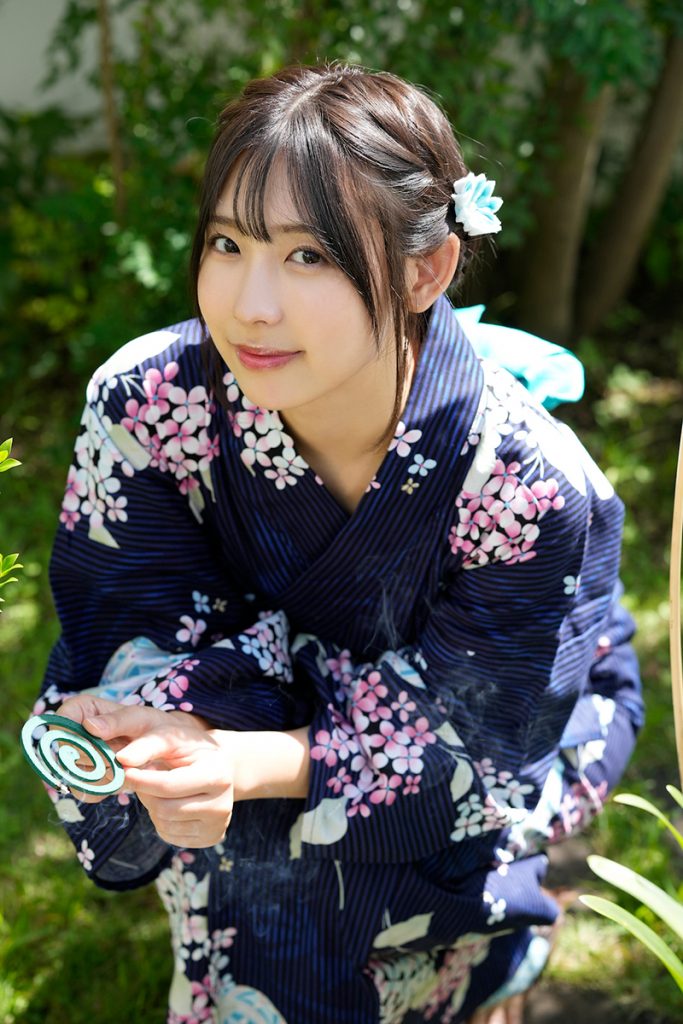 デジタル写真集「EX大衆デジタル写真集:35 水湊みお『とっておきの時間』」より