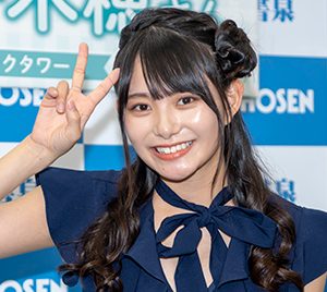 グラビアアイドル桜井木穂、チケット完売しファンに感謝!重量感ある写真集をアピール