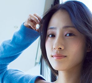 グラビアアイドル澄田綾乃「週プレ」表紙&巻頭を飾る