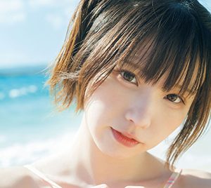 人気コスプレイヤーえなこ「週プレ」表紙&巻頭グラビアを飾る