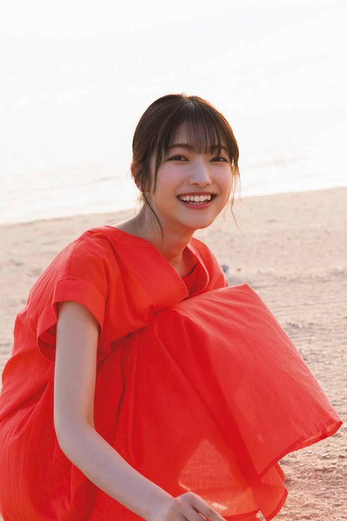 櫻坂46大園玲1st写真集(タイトル未定/光文社)より