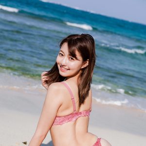 モデル高橋かの、グラビアDVDデビュー!抜群のスタイルを随所で披露