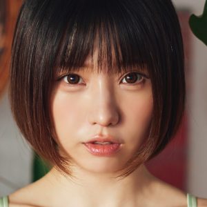 えなこ、制服×金髪でロックな姿がキュート「えなこりんがNTE参戦?推しキャラなのでうれしい」「スタイル良くて相変わらずステキです」