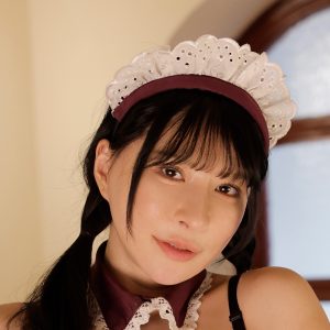 看護師&グラドル二刀流…笹井絢乃、御主人様に従順なメイド役を熱演