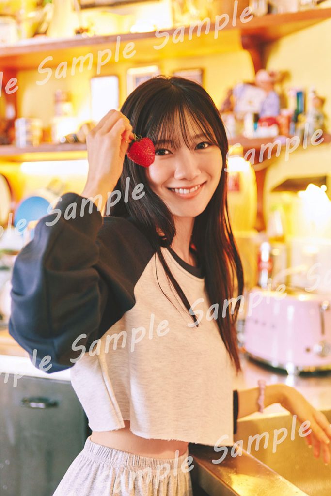 日向坂46・河田陽菜2nd写真集『テイクオフ』HMV&BOOKS online、HMV店舗(※HMV&BOOKS SHIBUYAを除く)限定ポストカード